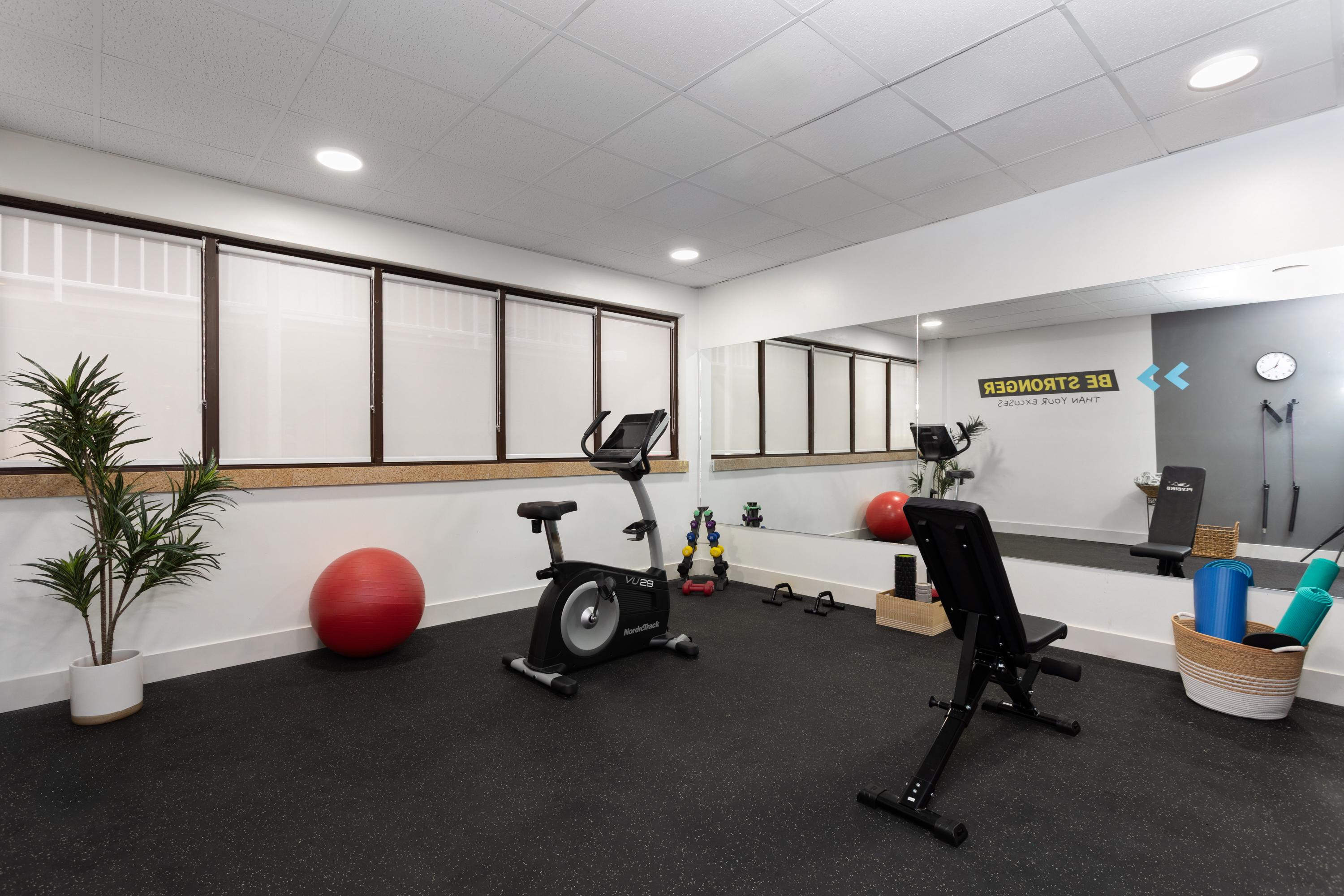 Gimnasio Baymont by Wyndham Orlando North Millenia