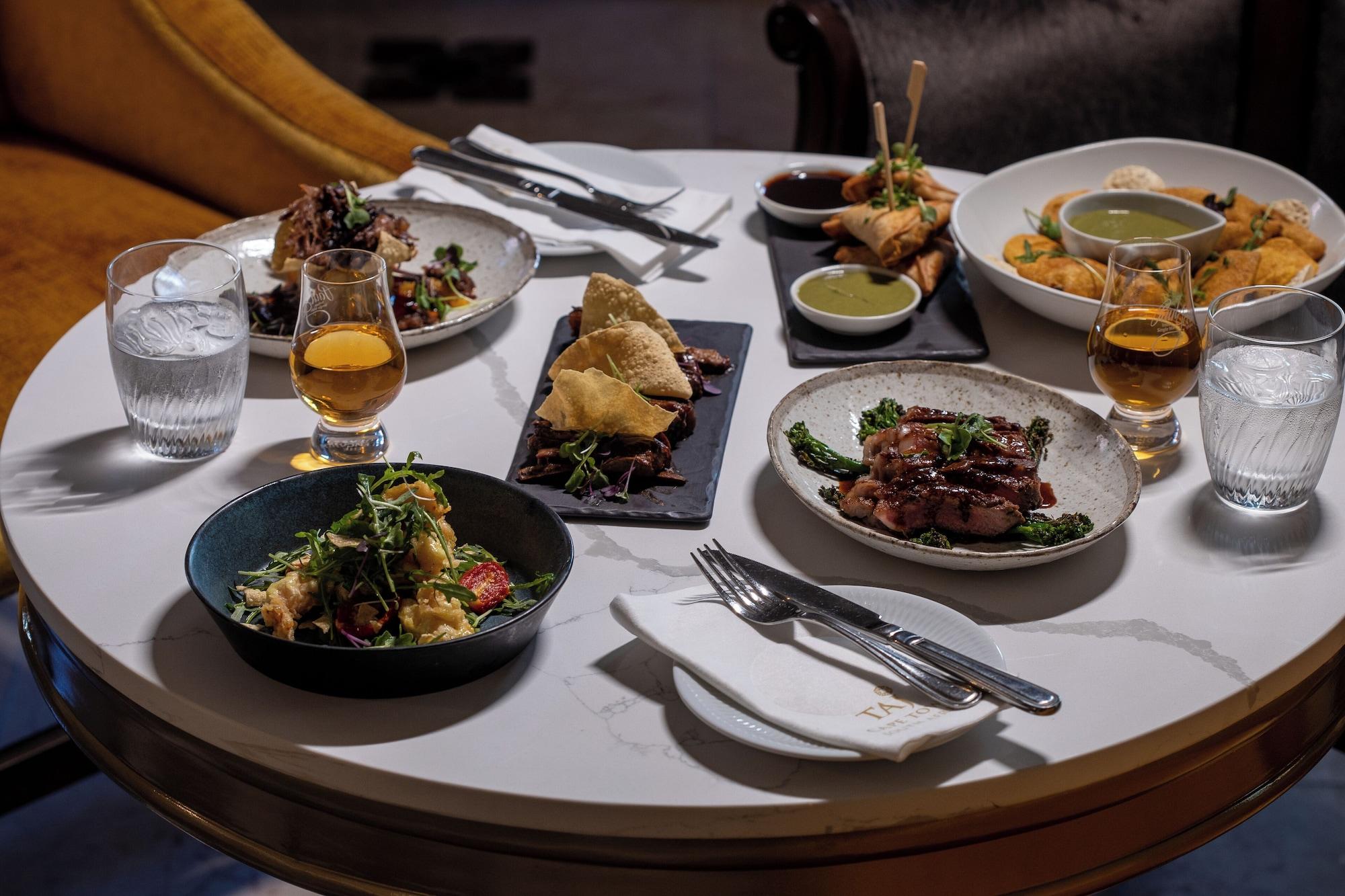 Vista Lobby Taj Cape Town