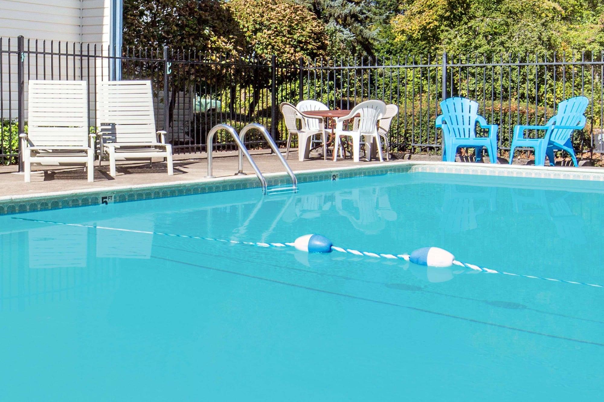 Vista Piscina Days Inn by Wyndham Corvallis