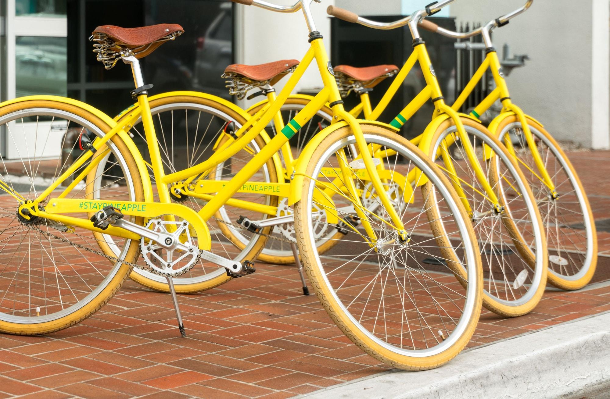 Varios Staypineapple, An Artful Hotel, Midtown