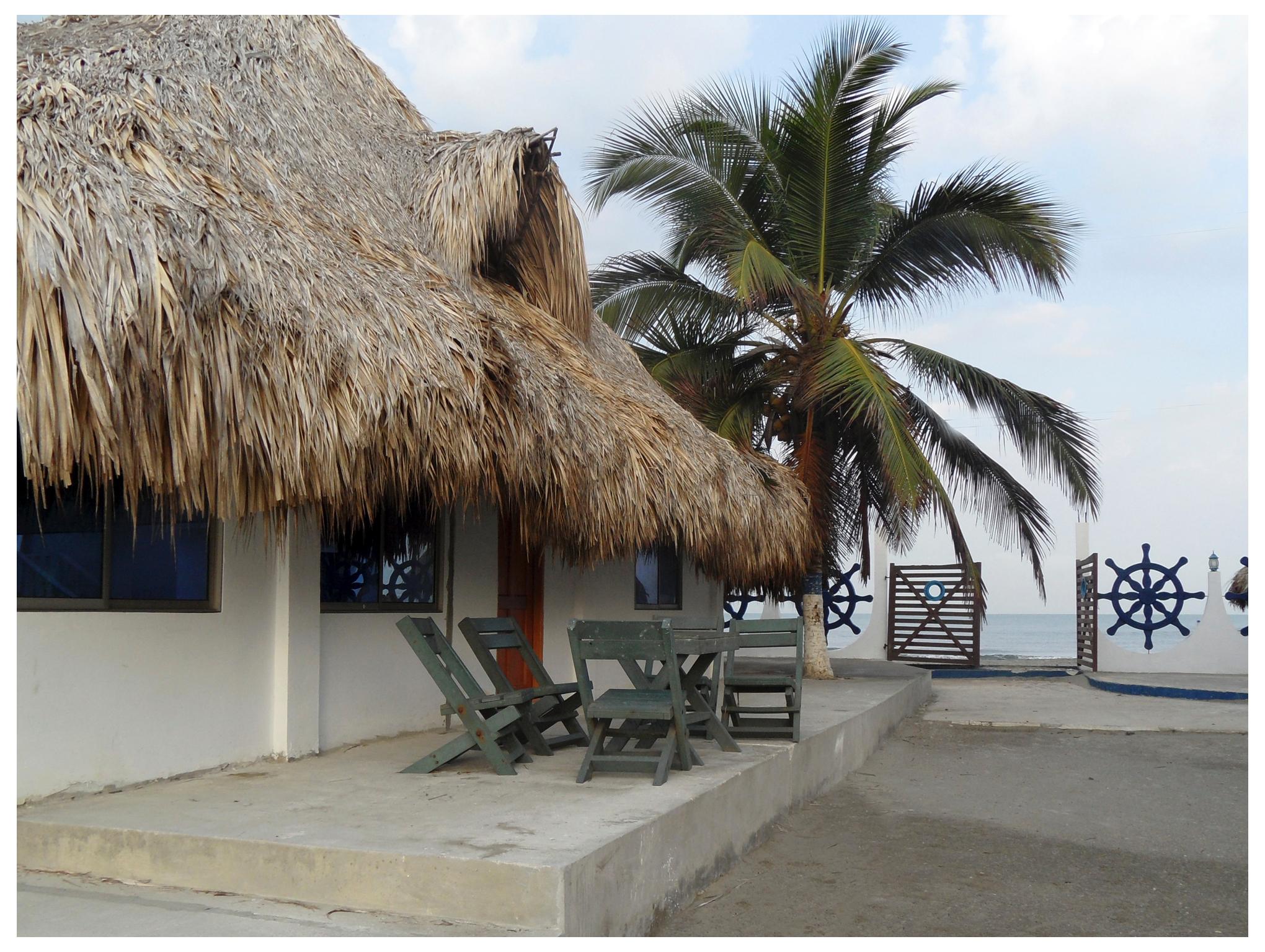 Vista Exterior Hotel PLAYA DORADA