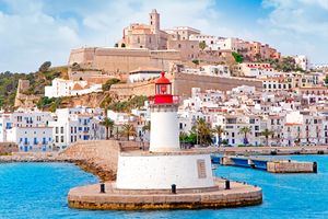 Passagem - Voos para Ibiza