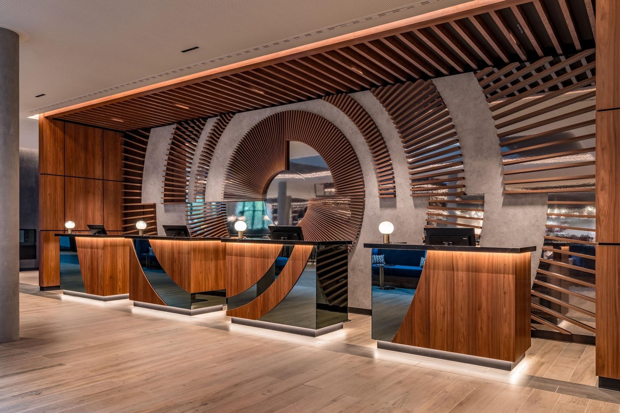 Vista Exterior Geneva Marriott Hotel