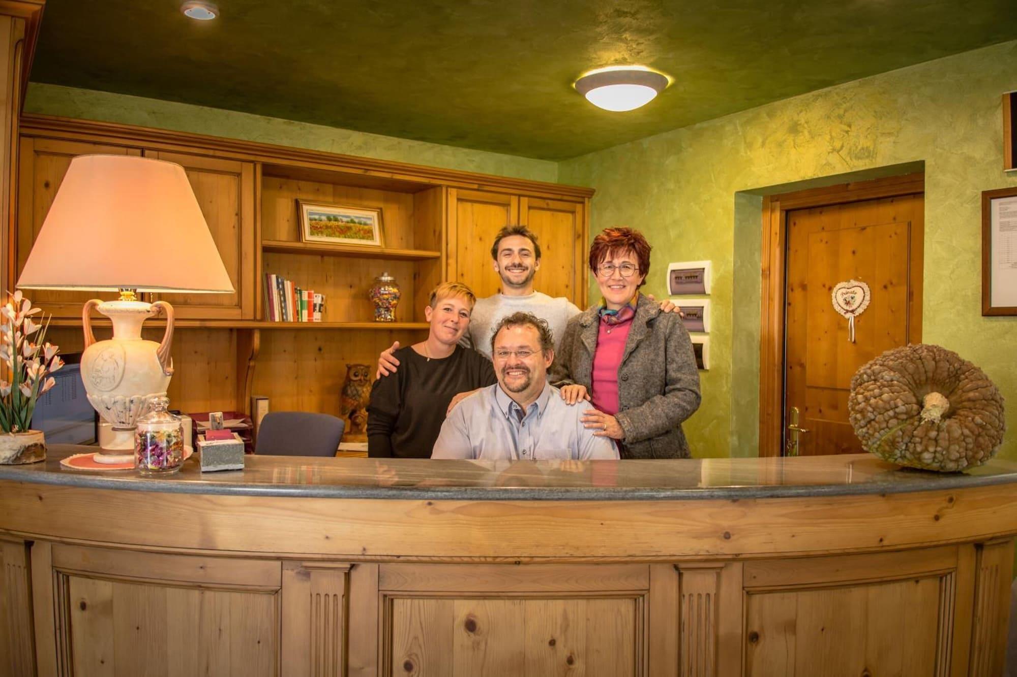 Vista Lobby Hotel Lo Fleye