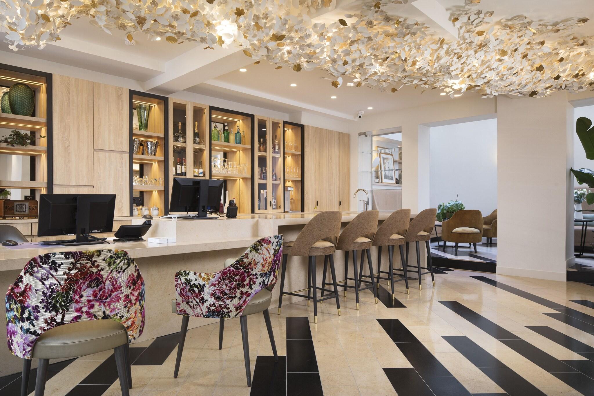 Vista Lobby Hotel Des Champs Elysees
