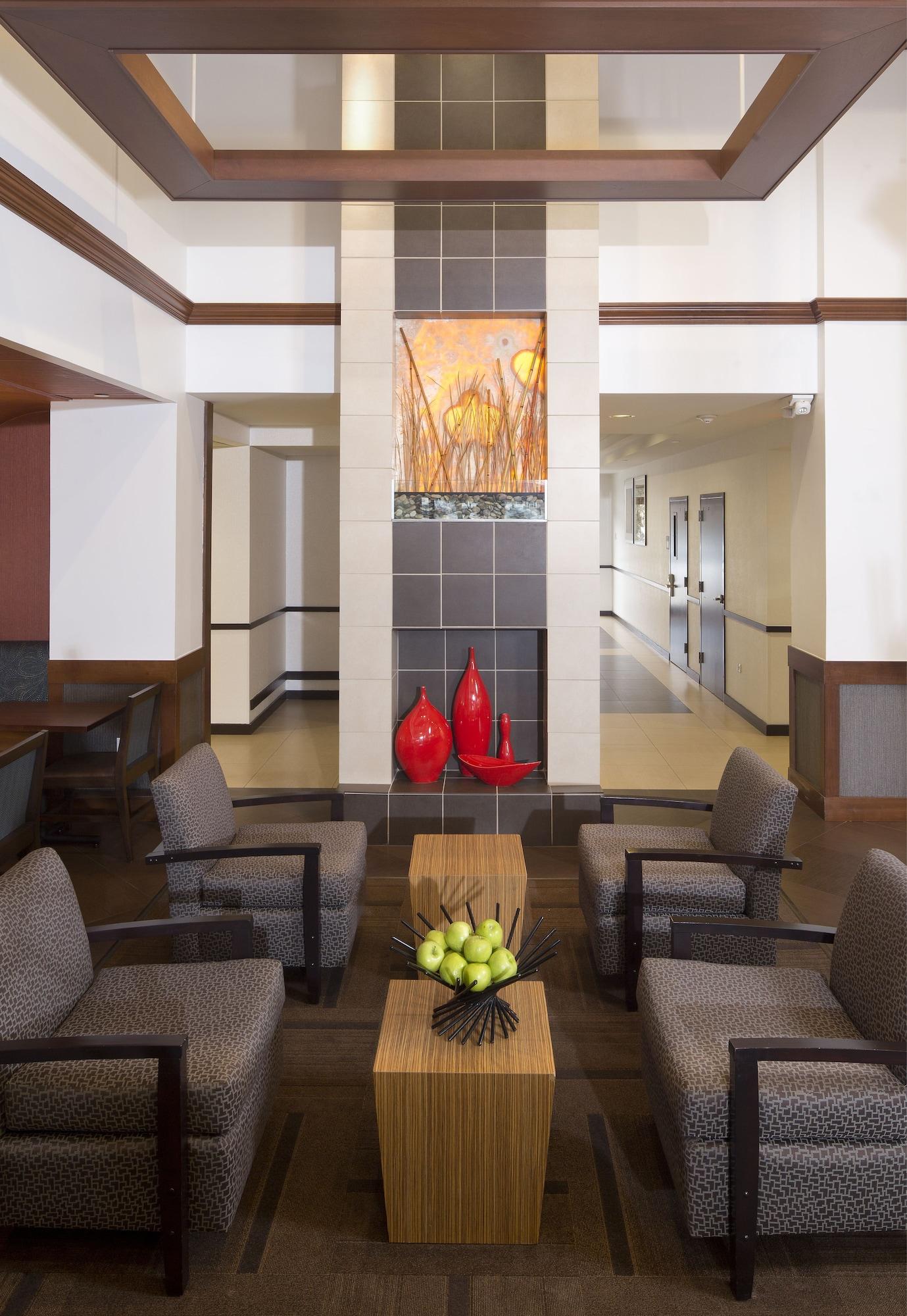 Vista Lobby Hyatt Place Plano