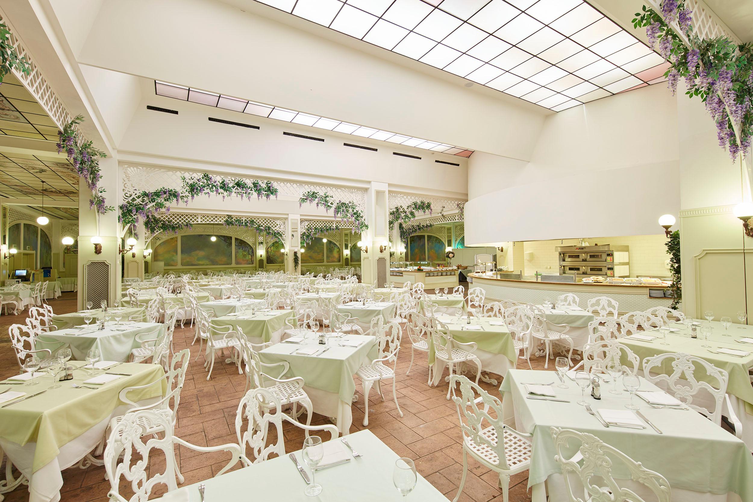 Restaurant PortAventura Hotel Gold River + Ticket Included