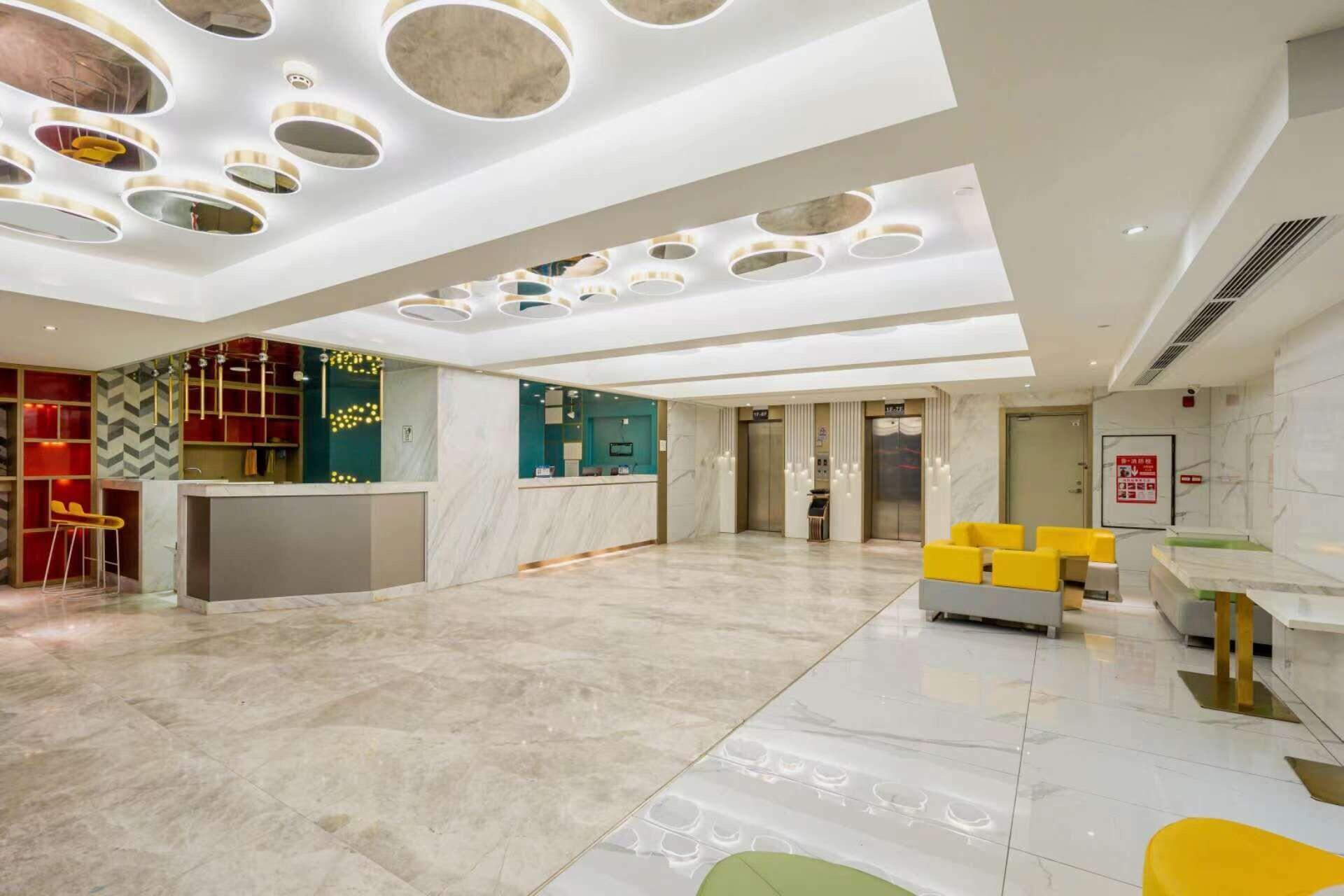 Varios K-house Hotel