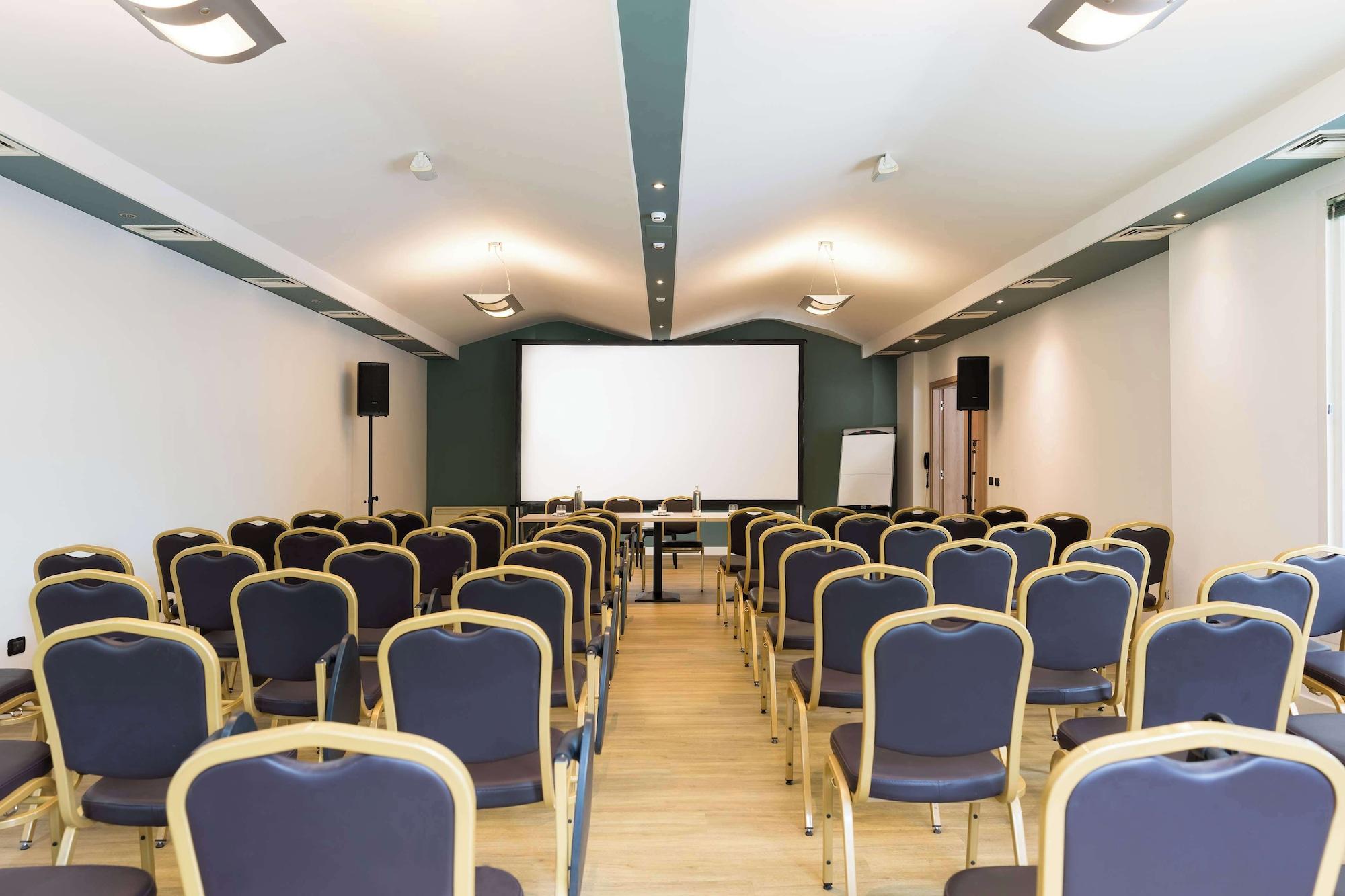 Sala de Reuniones Hilton Garden Inn Milan Malpensa