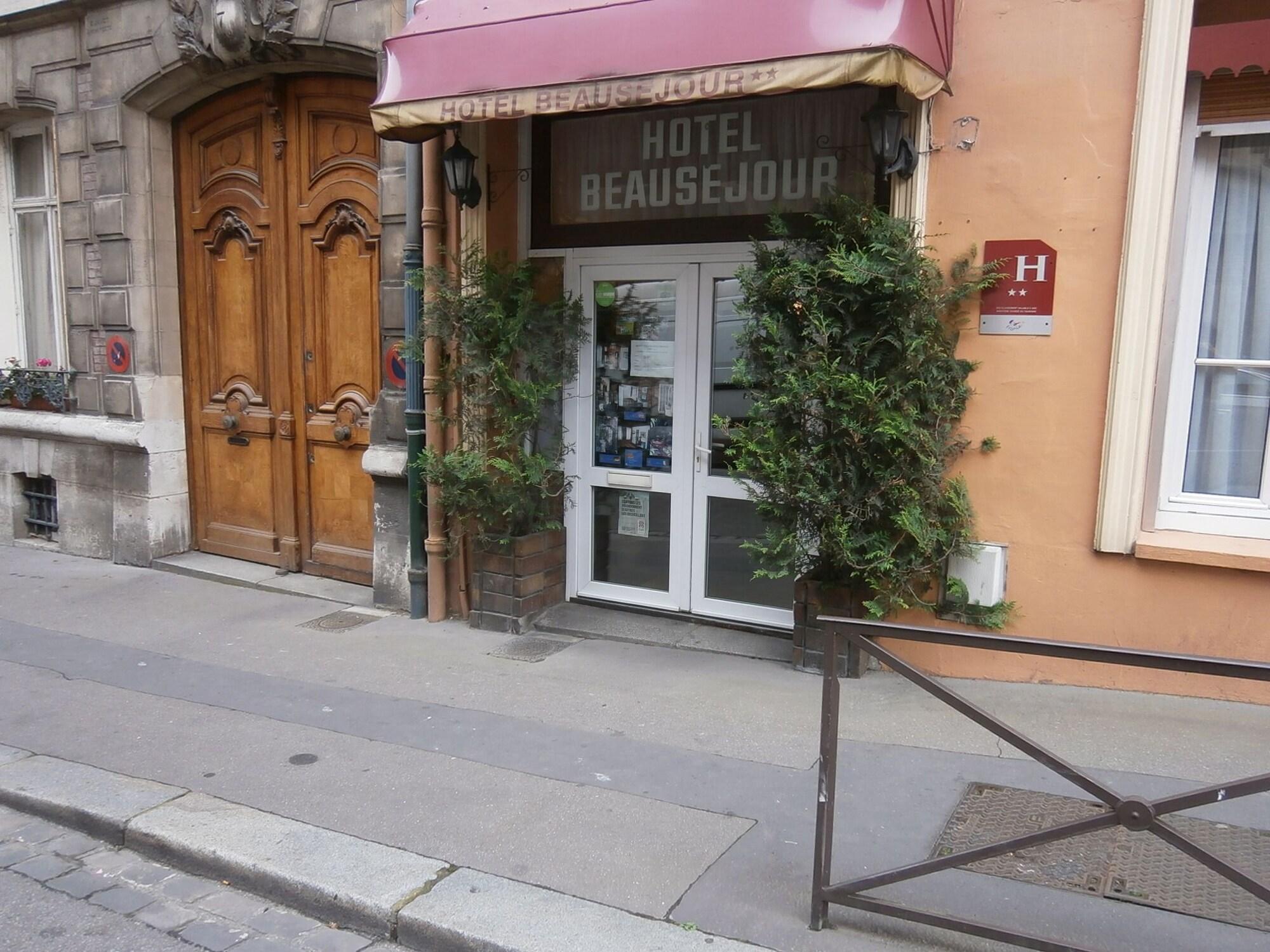 Vista Exterior Hôtel Beauséjour