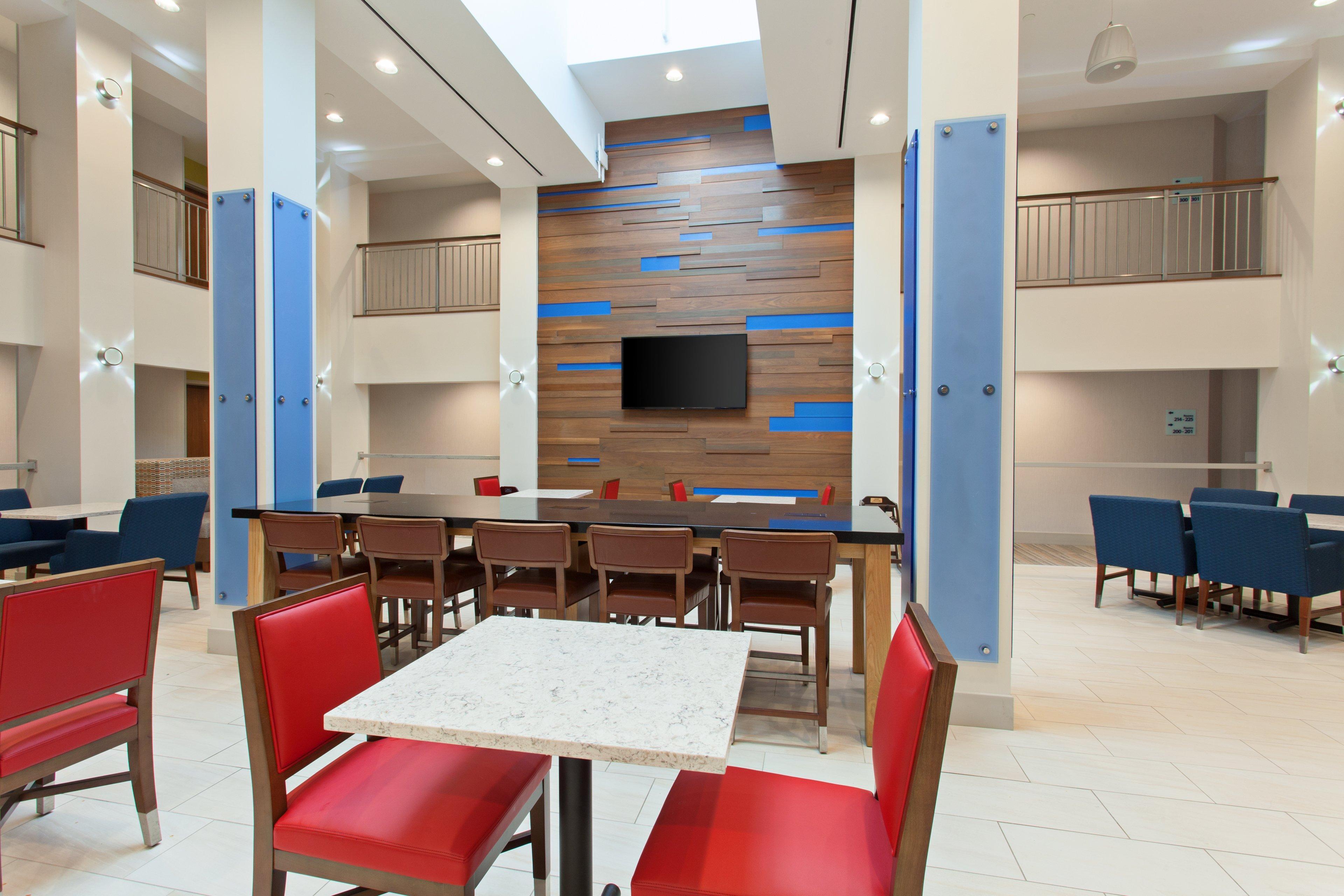 Restaurant Holiday Inn Express West Los Angeles by IHG