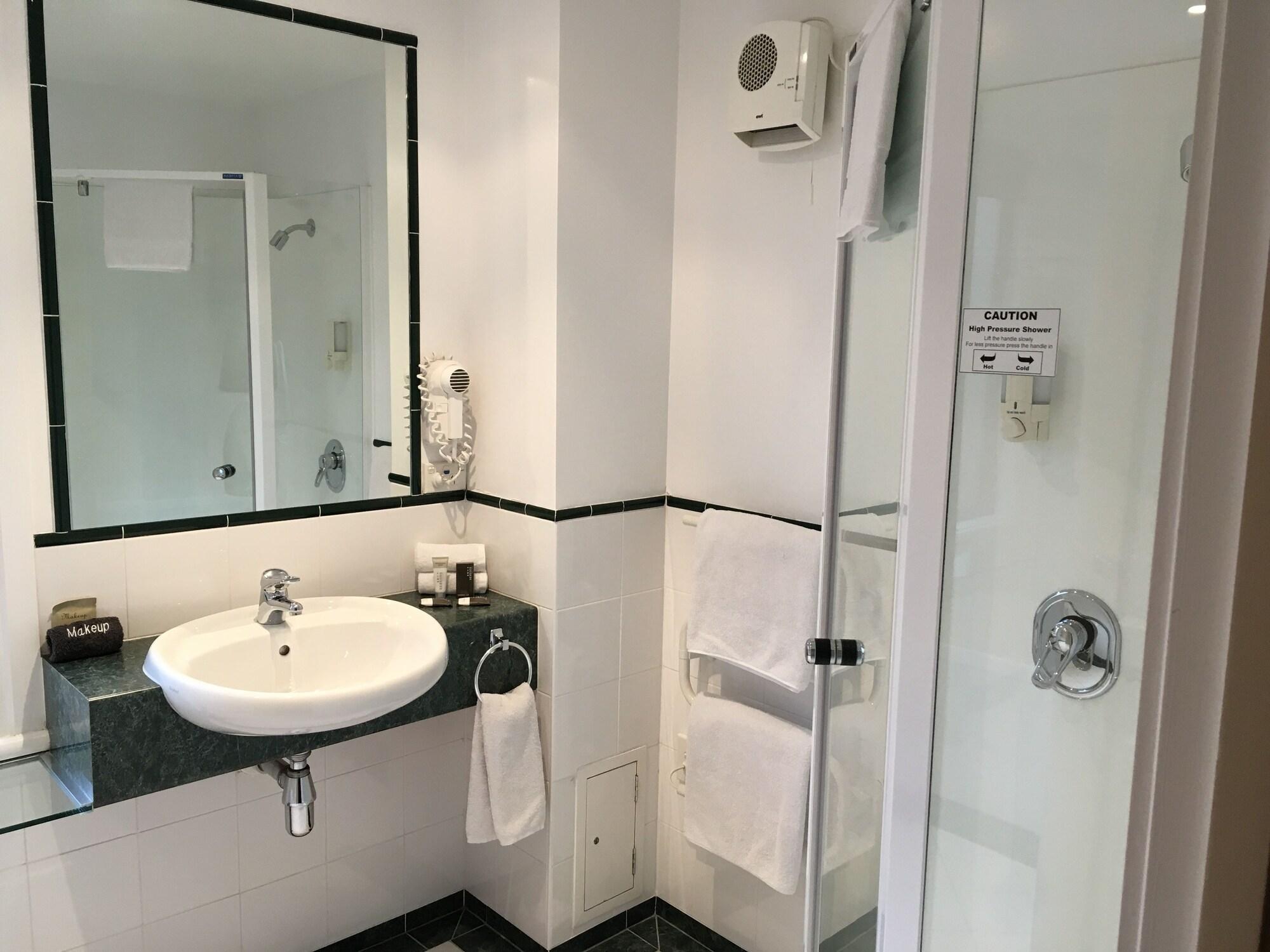 Equipamiento de Habitación Motel on York