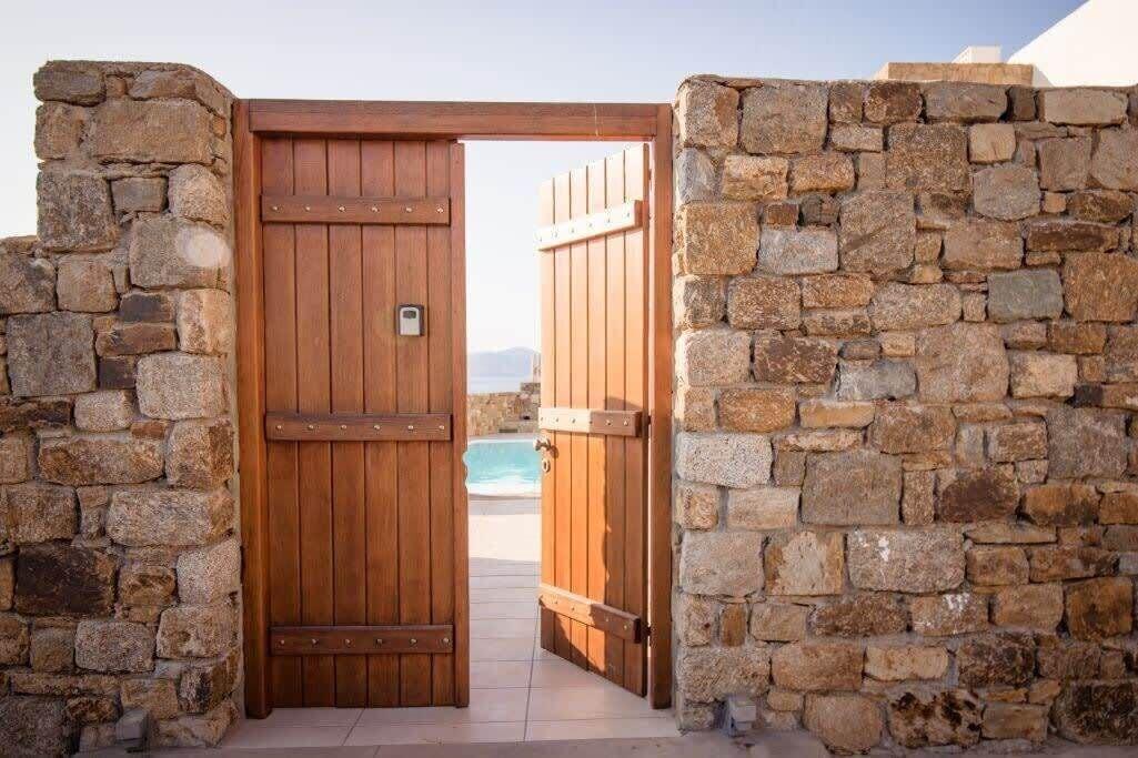 Vista Exterior 180 ° View PRIVATE Pool Villa Choulakia to enjoy SUN kissing SEA