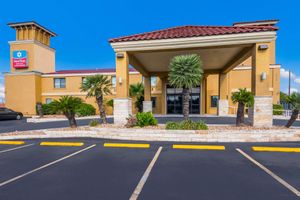 Alojamiento - SureStay Plus Hotel by Best Western San Antonio North