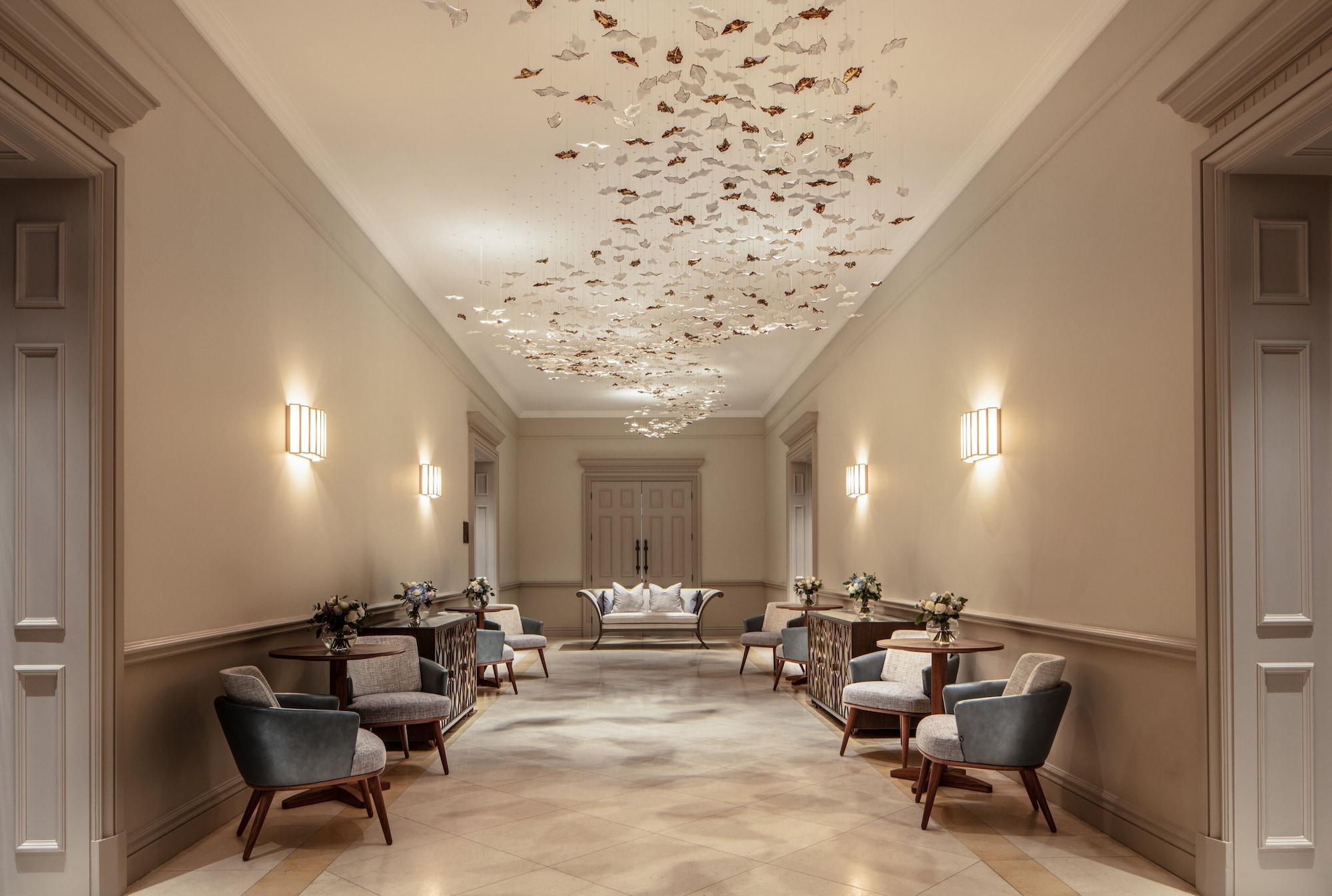 Vista Lobby Four Seasons Hotel Hampshire