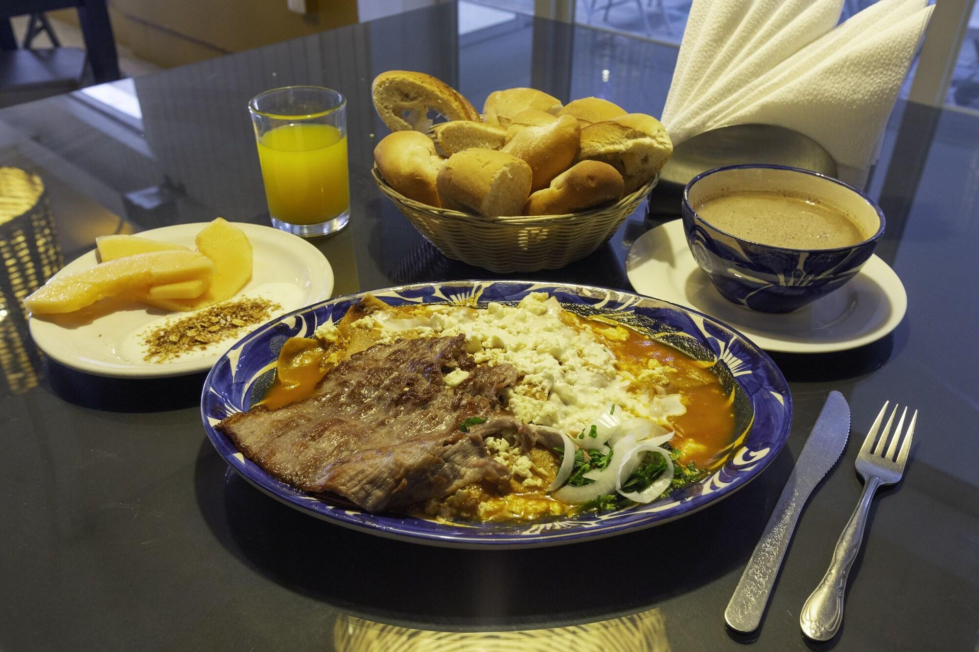 Restaurant Capital O Oaxaca Guest Hotel