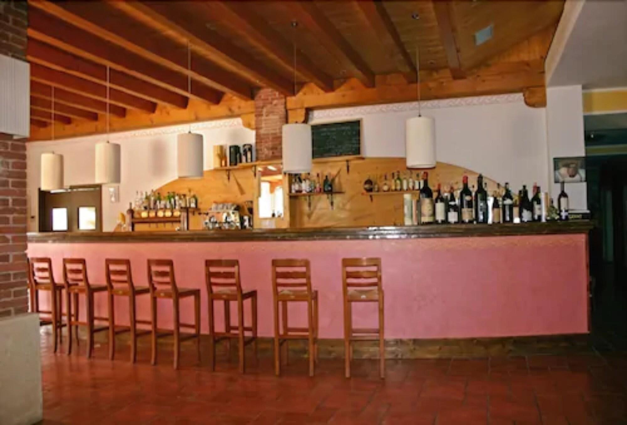 Bar/Salón Kona Hotel Verona