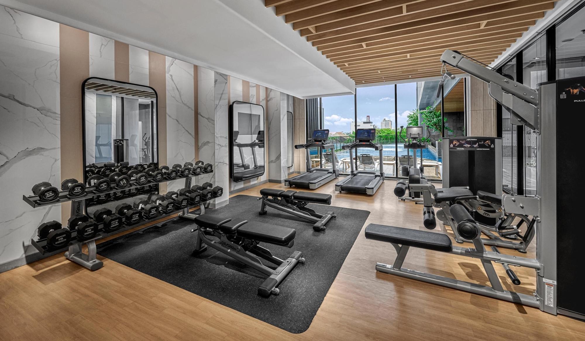 Gimnasio Hyatt Place Makassar