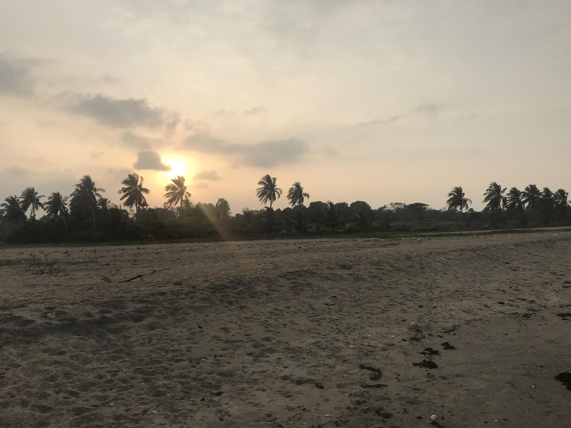 Vista Exterior Reef Pasikudah