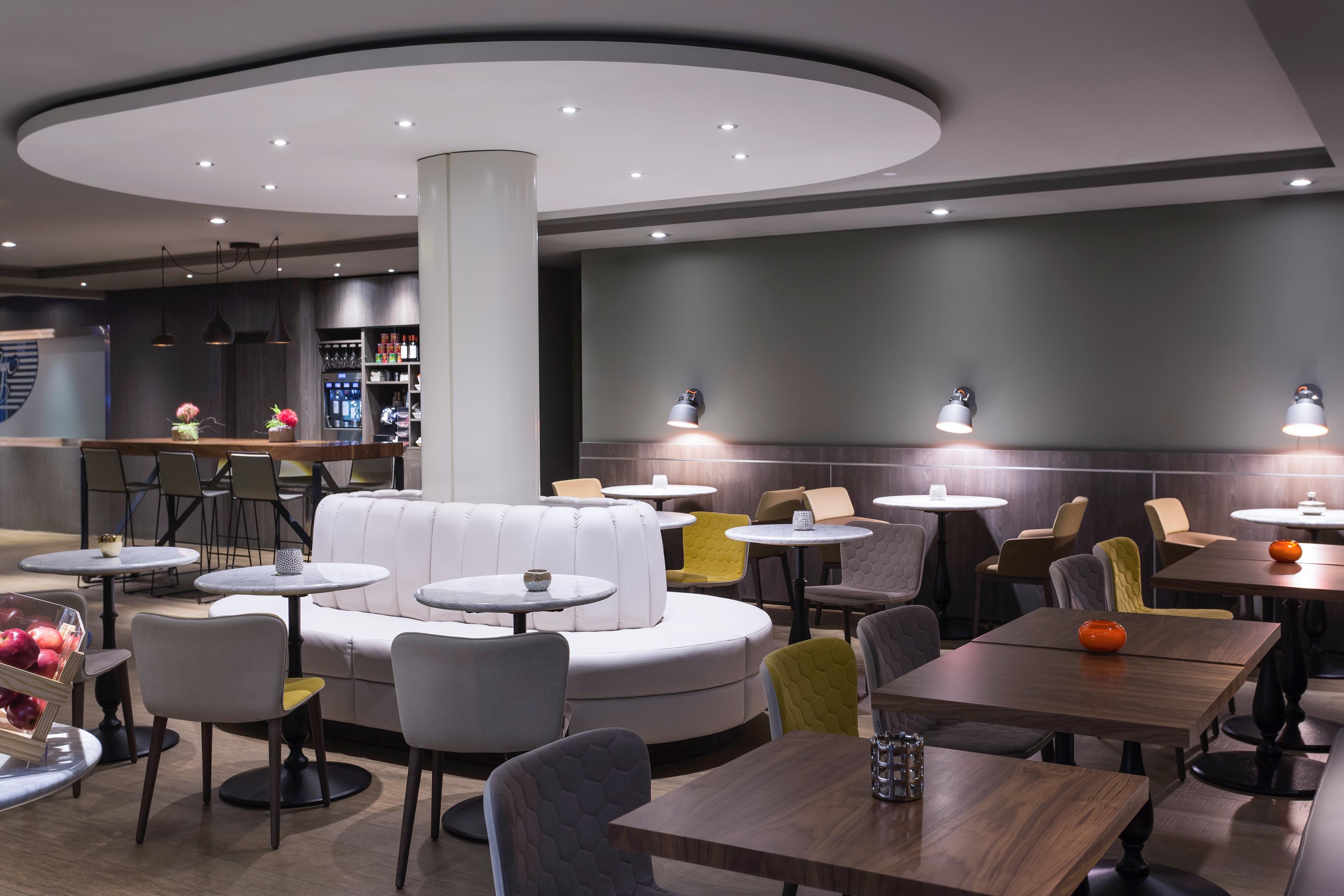 Bar/Salón Mercure Madrid Centro