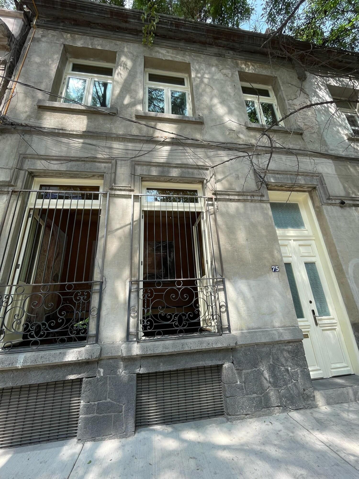 Vista Exterior Casa Tenue