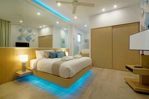 Alquiler Vacacional - FREE $1600 Daily Luxury Pack - 16-Bed Beachfront Villa - Private Pool, Spa & Gym