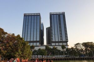 Alojamiento - Wyndham Grand Yangon Hotel