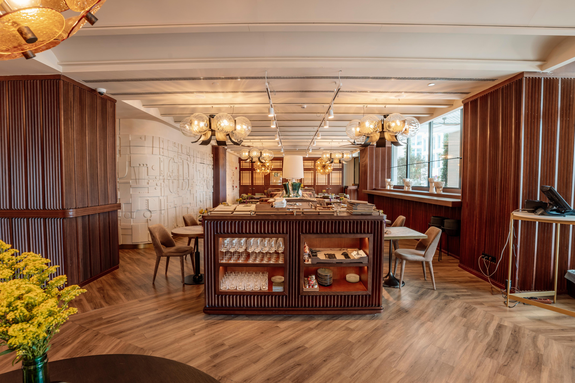 Restaurant Only YOU Hotel Sevilla