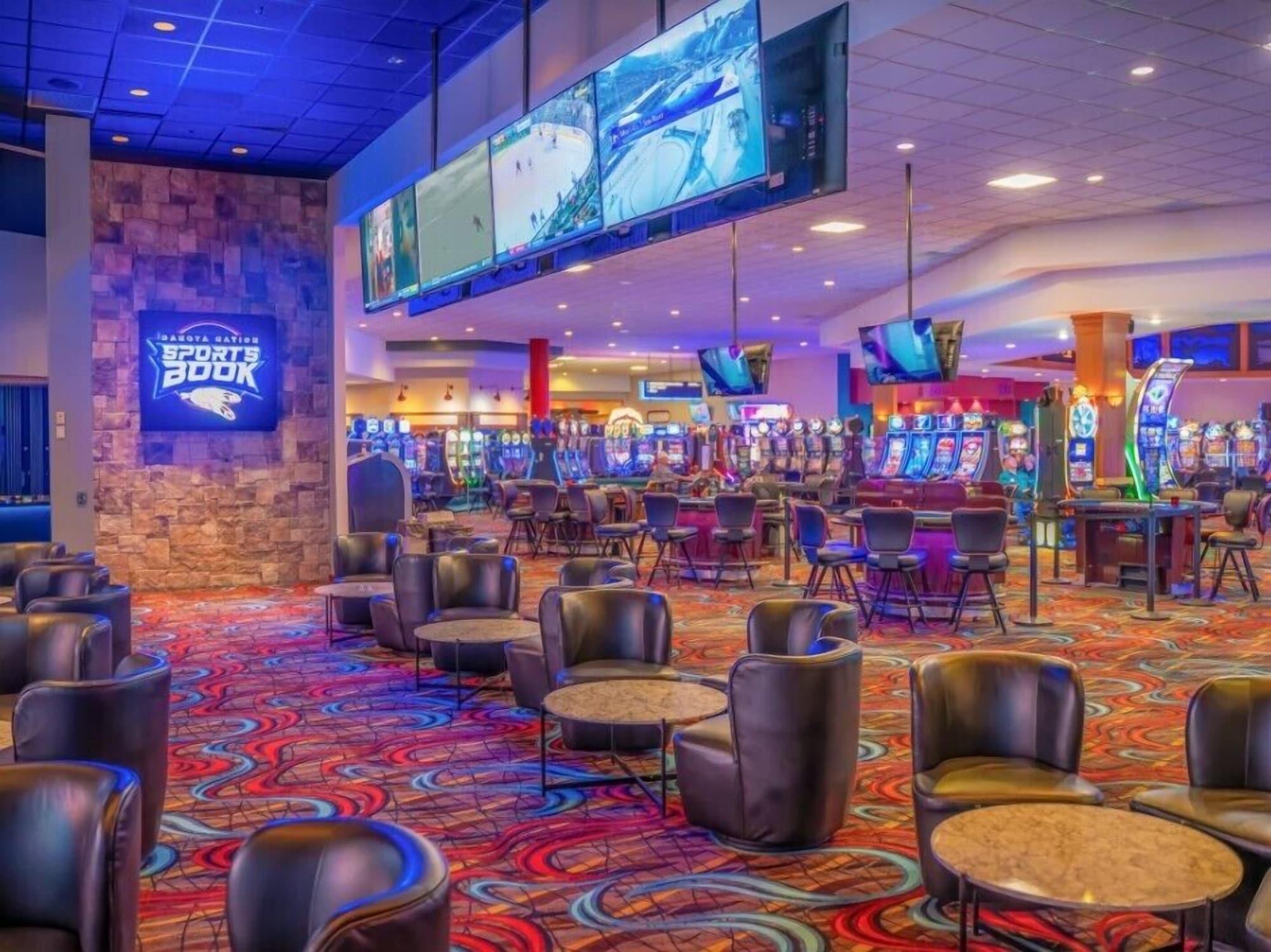 Bar/Salón Dakota Sioux Casino & Hotel
