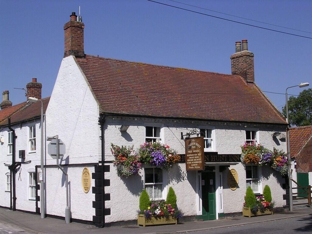 Varios Thornton Hunt Inn