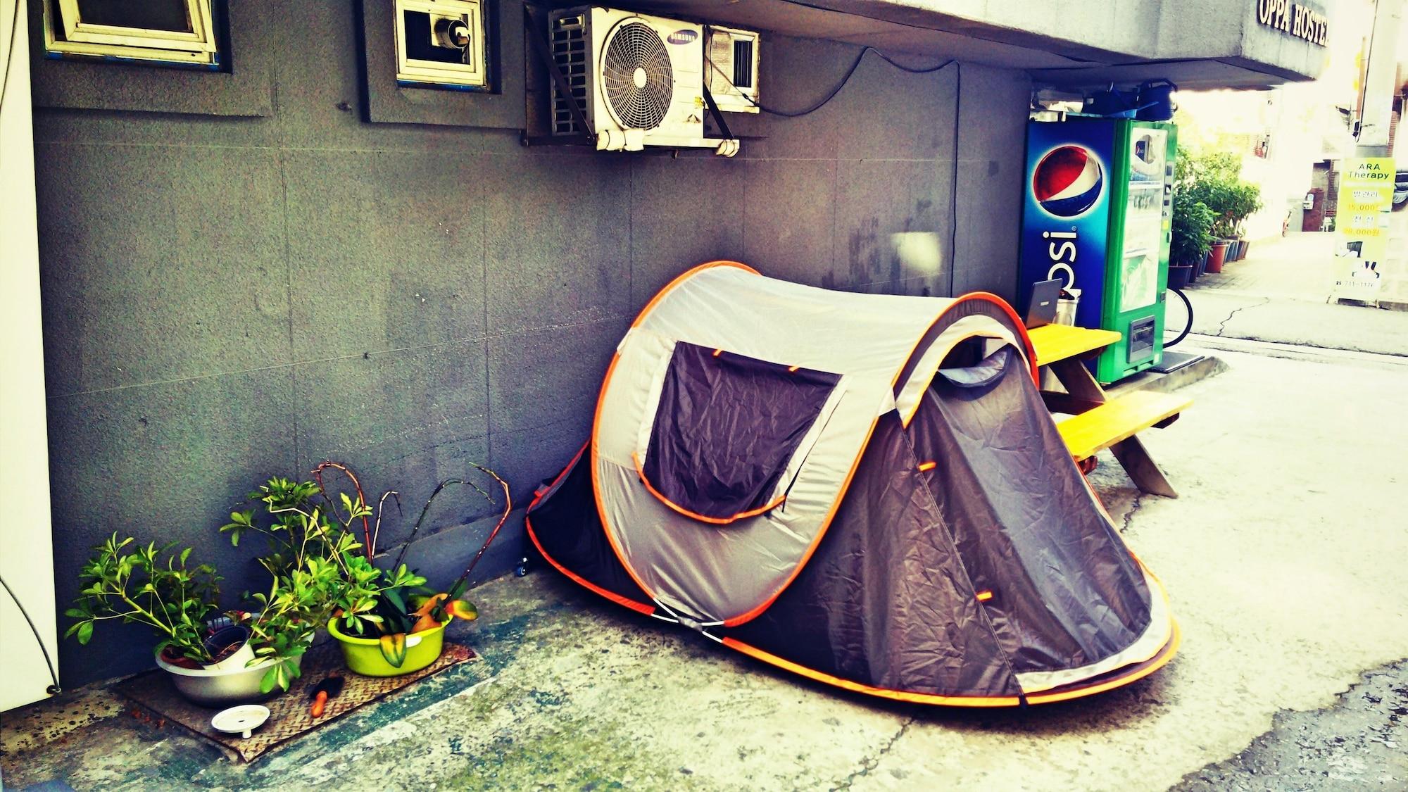 Instalaciones Recreativas OPPA Hostel Sinchon-Hongdae