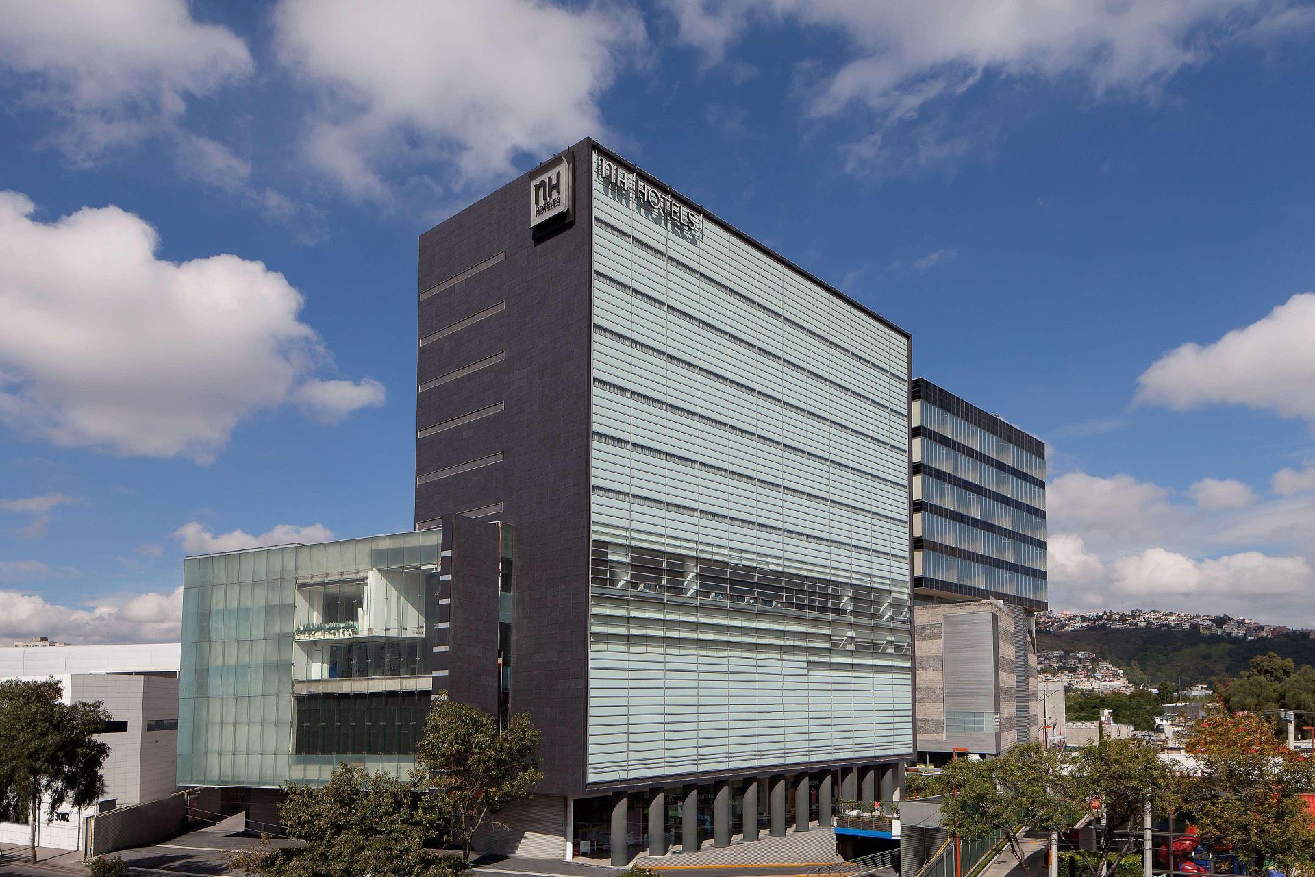 Vista Exterior NH Mexico City Valle Dorado
