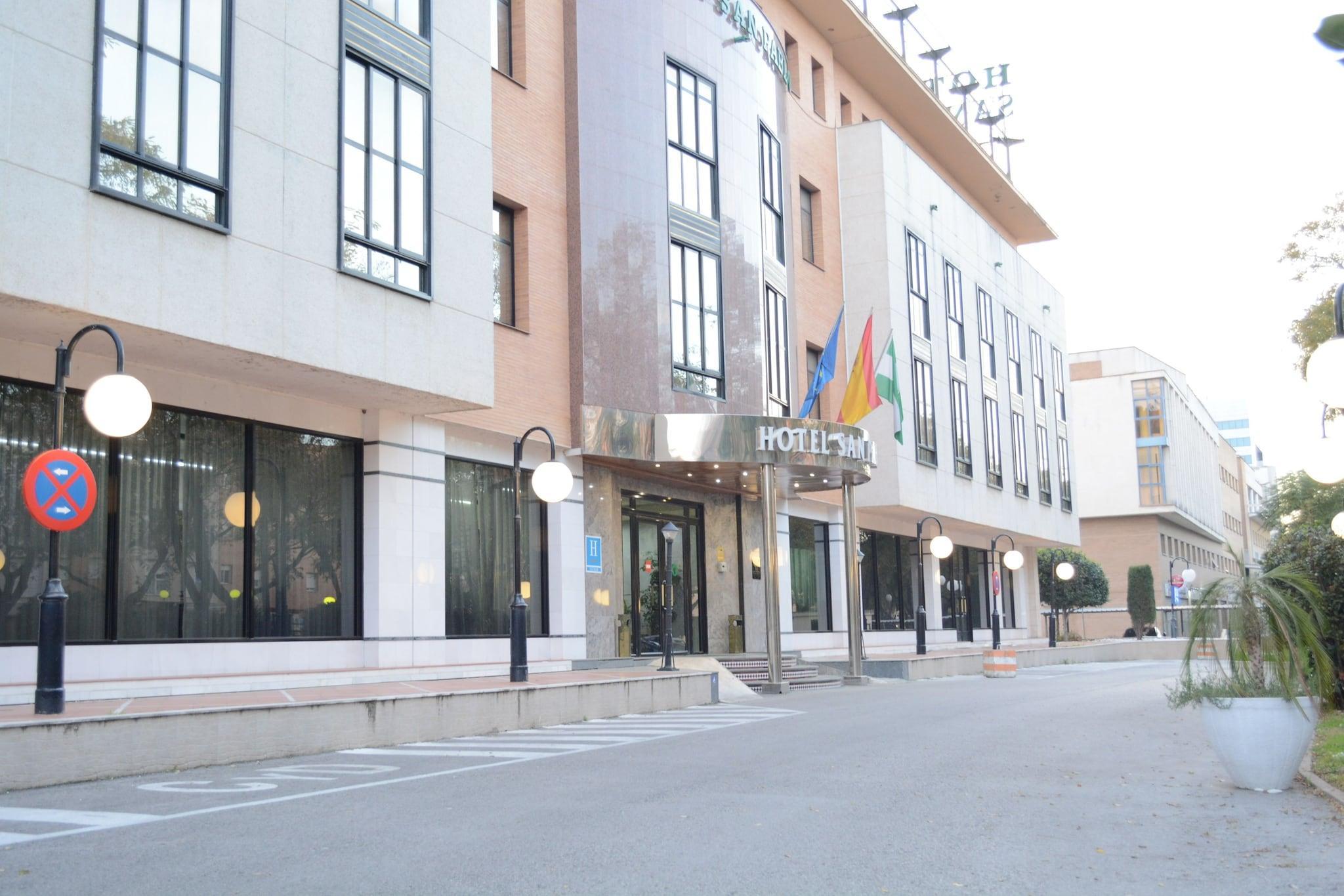 Vista Exterior San Pablo Sevilla