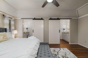 Alquiler Vacacional - Large One Story House w/ King Beds, TV in all bedrooms, Desks, Grill and Pool.