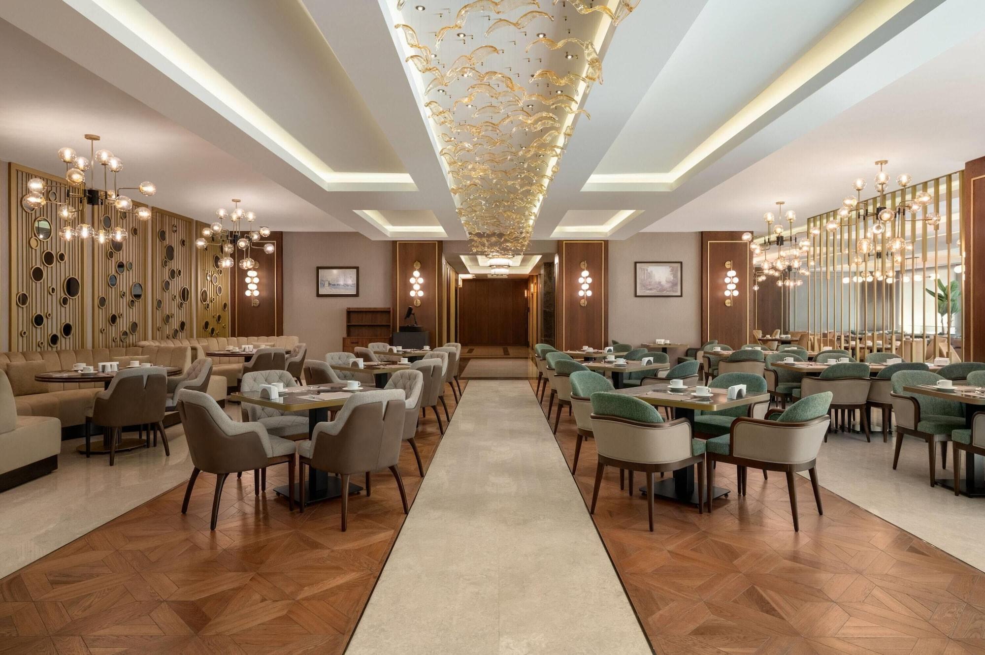 Restaurant Tryp BY Wyndham Istanbul Maltepe