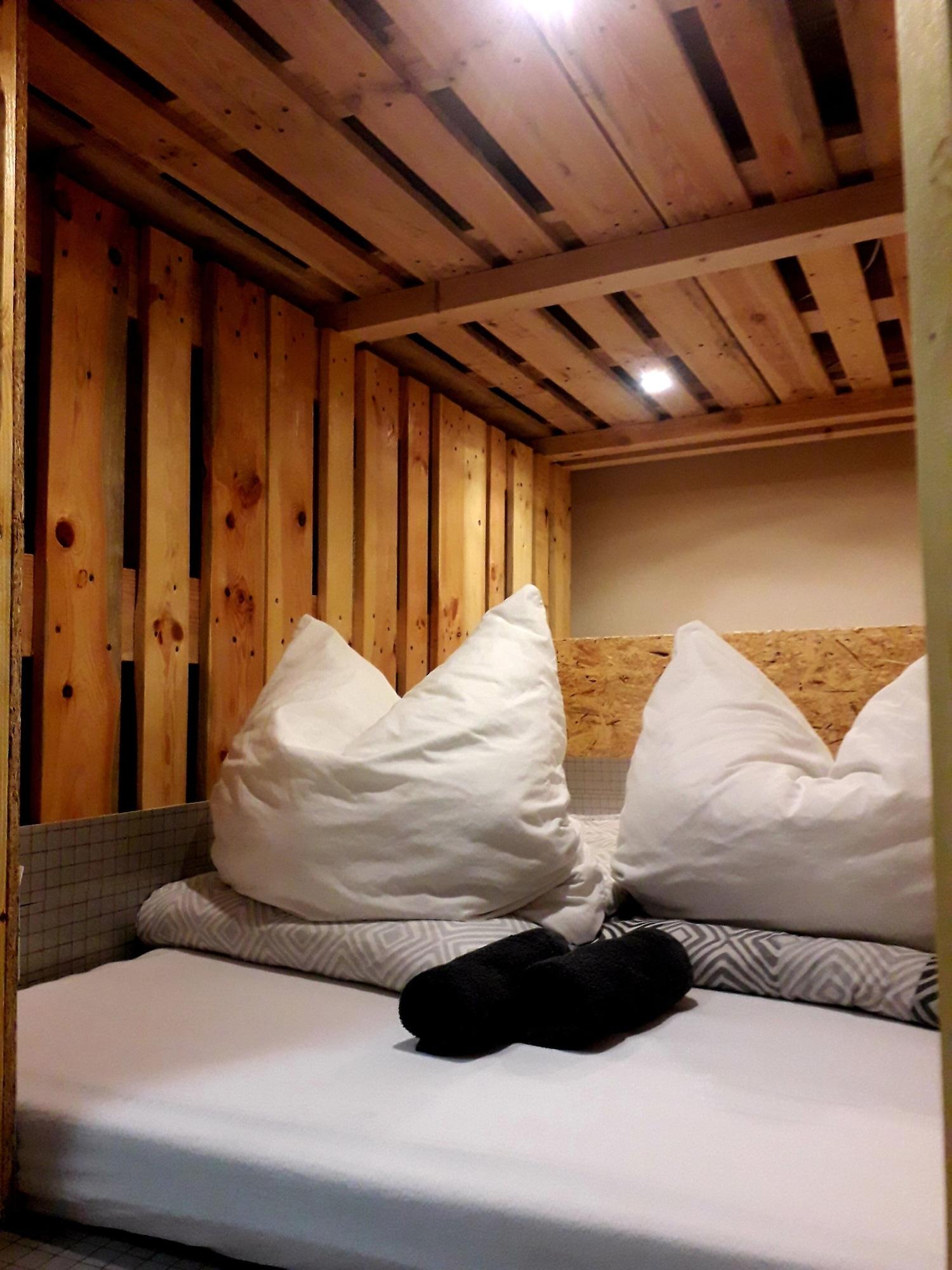 Varios Fox-box Apt. Dresden