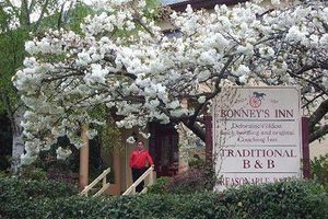 Alojamiento - Bonney's Inn