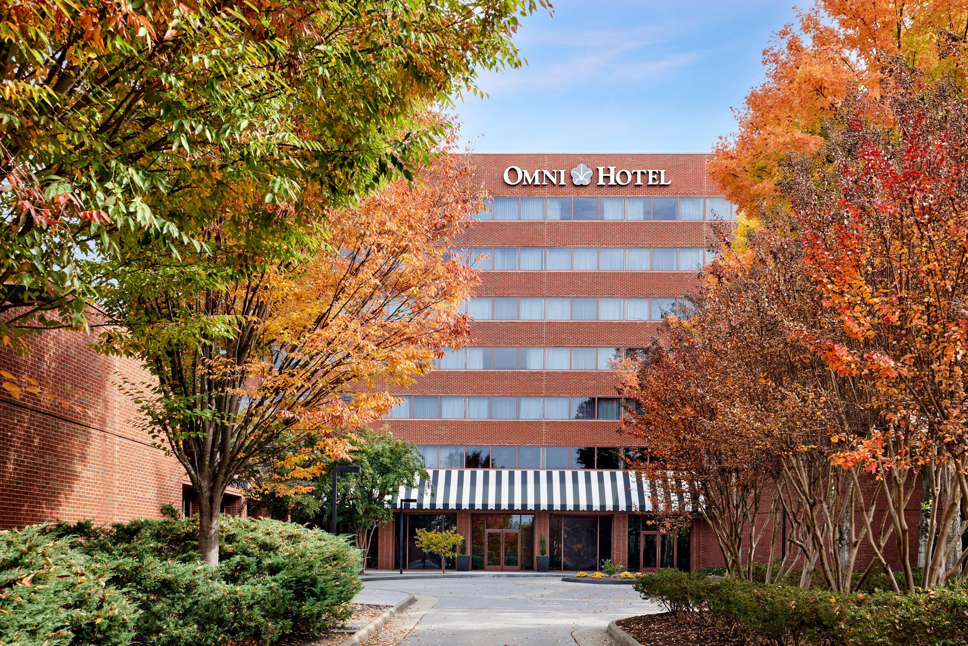 Vista Exterior Omni Charlottesville Hotel