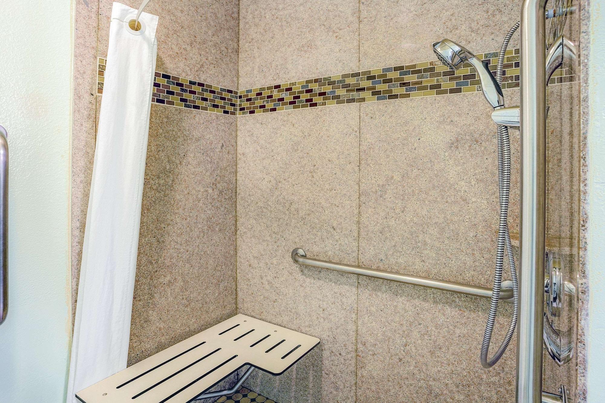 Equipamiento de Habitación Super 8 by Wyndham Yreka