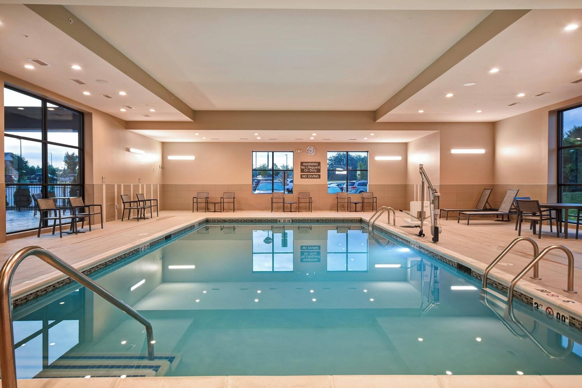 Vista Piscina Residence Inn by Marriott Cincinnati Northeast/Mason