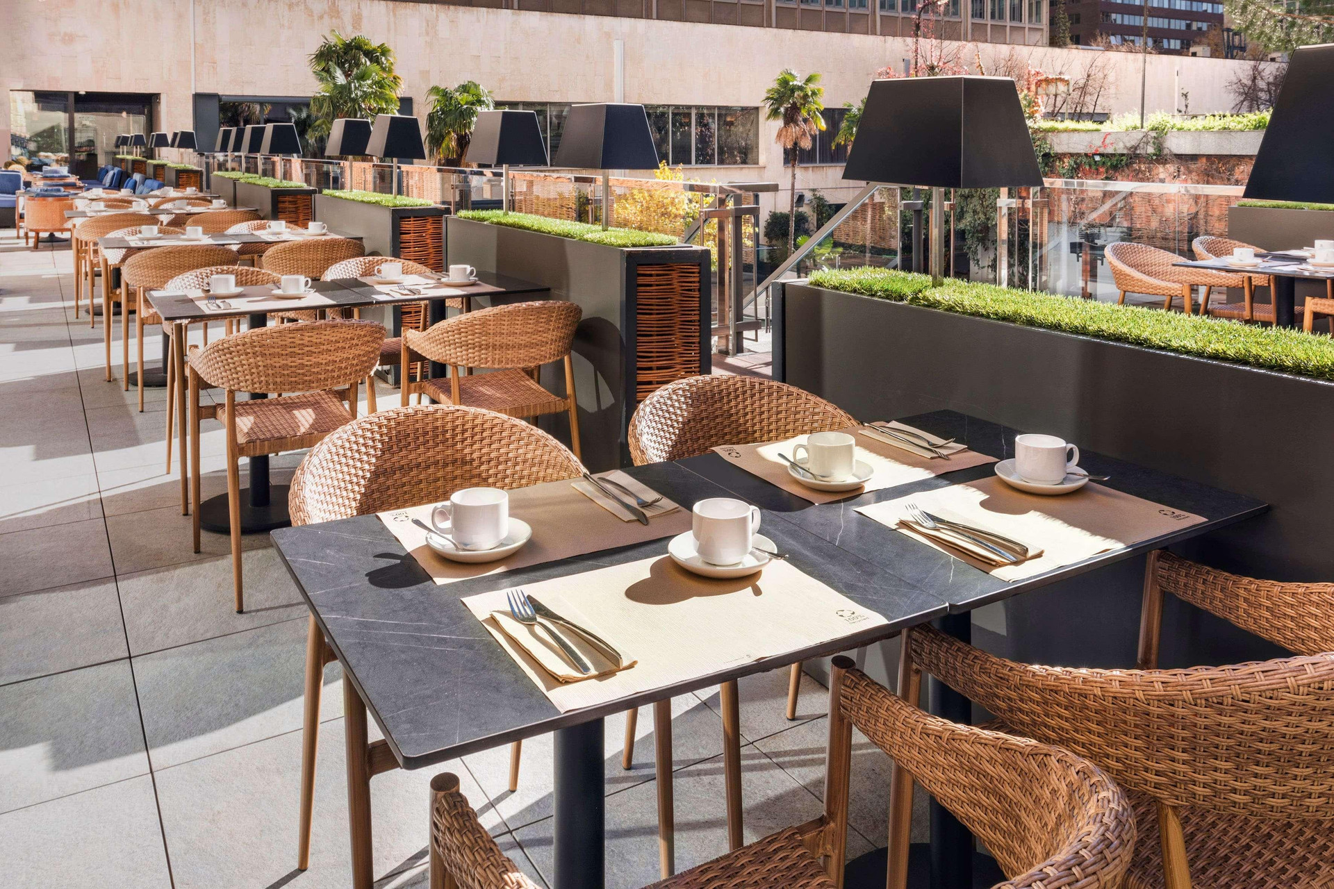 Restaurant The Level at Melia Castilla