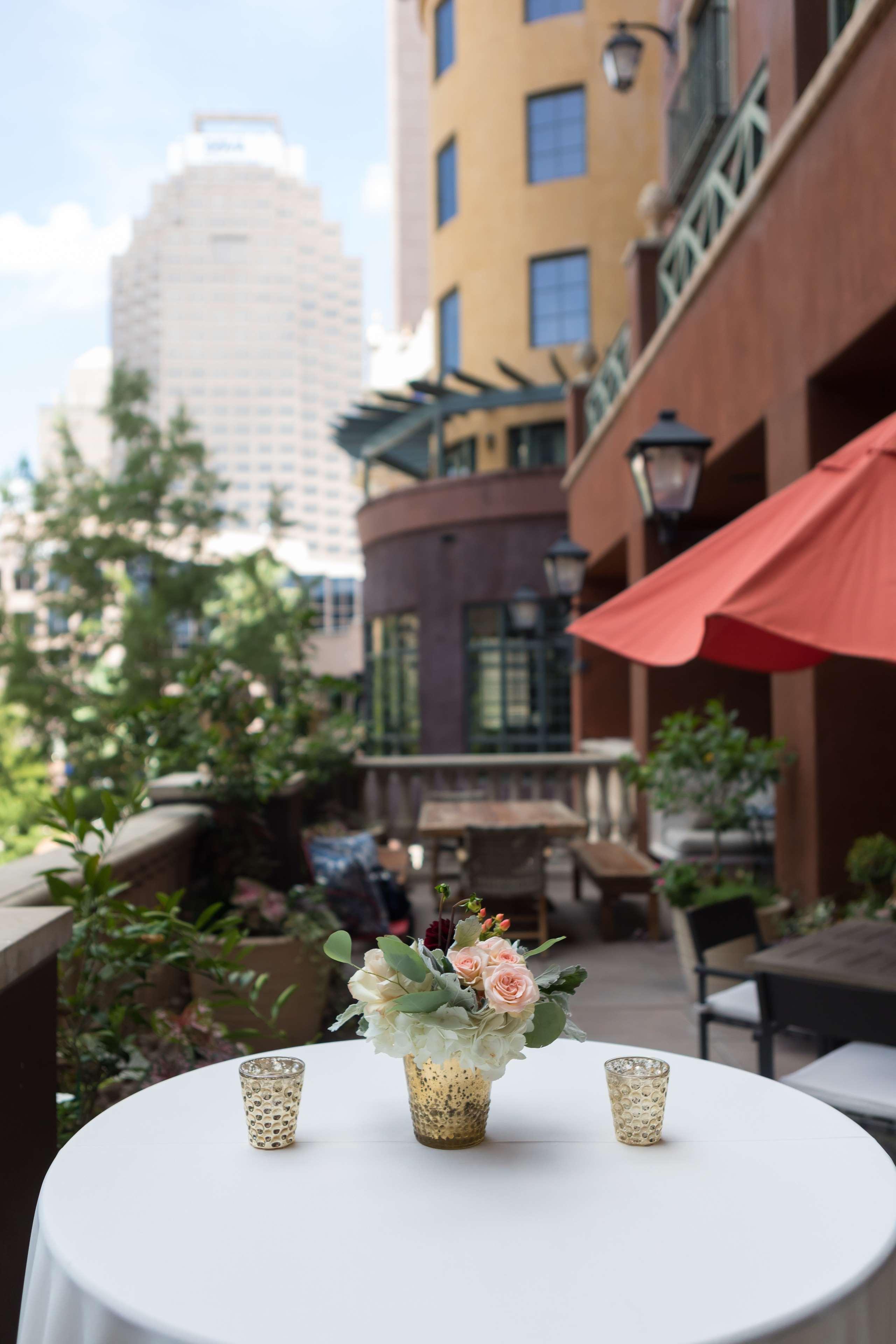 Restaurant Hotel Valencia Riverwalk