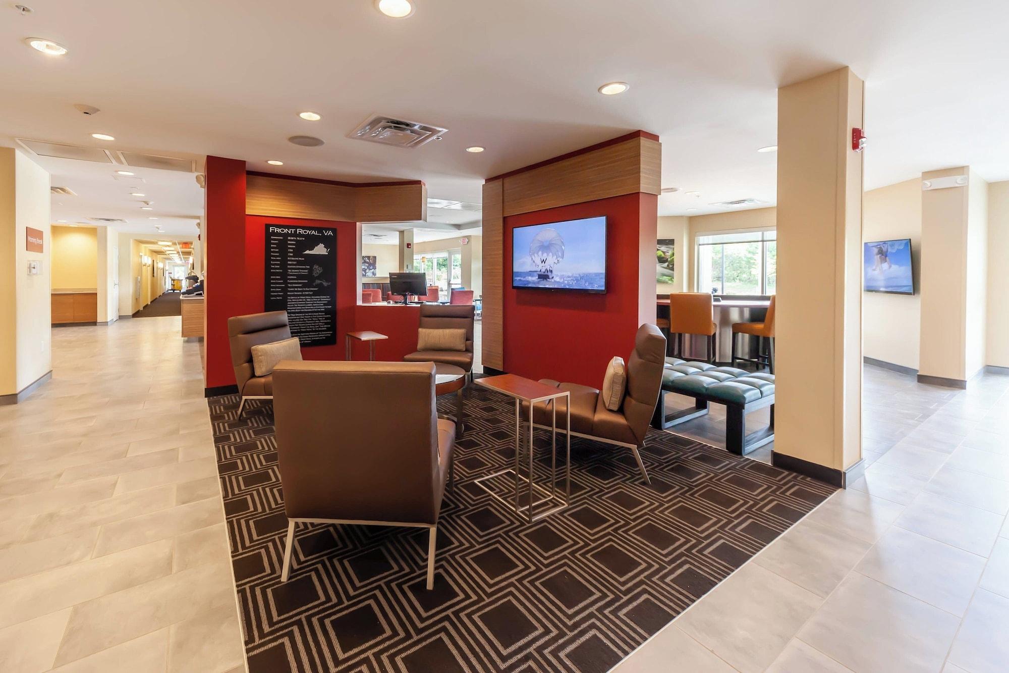Vista Lobby TownePlace Suites by Marriott Front Royal