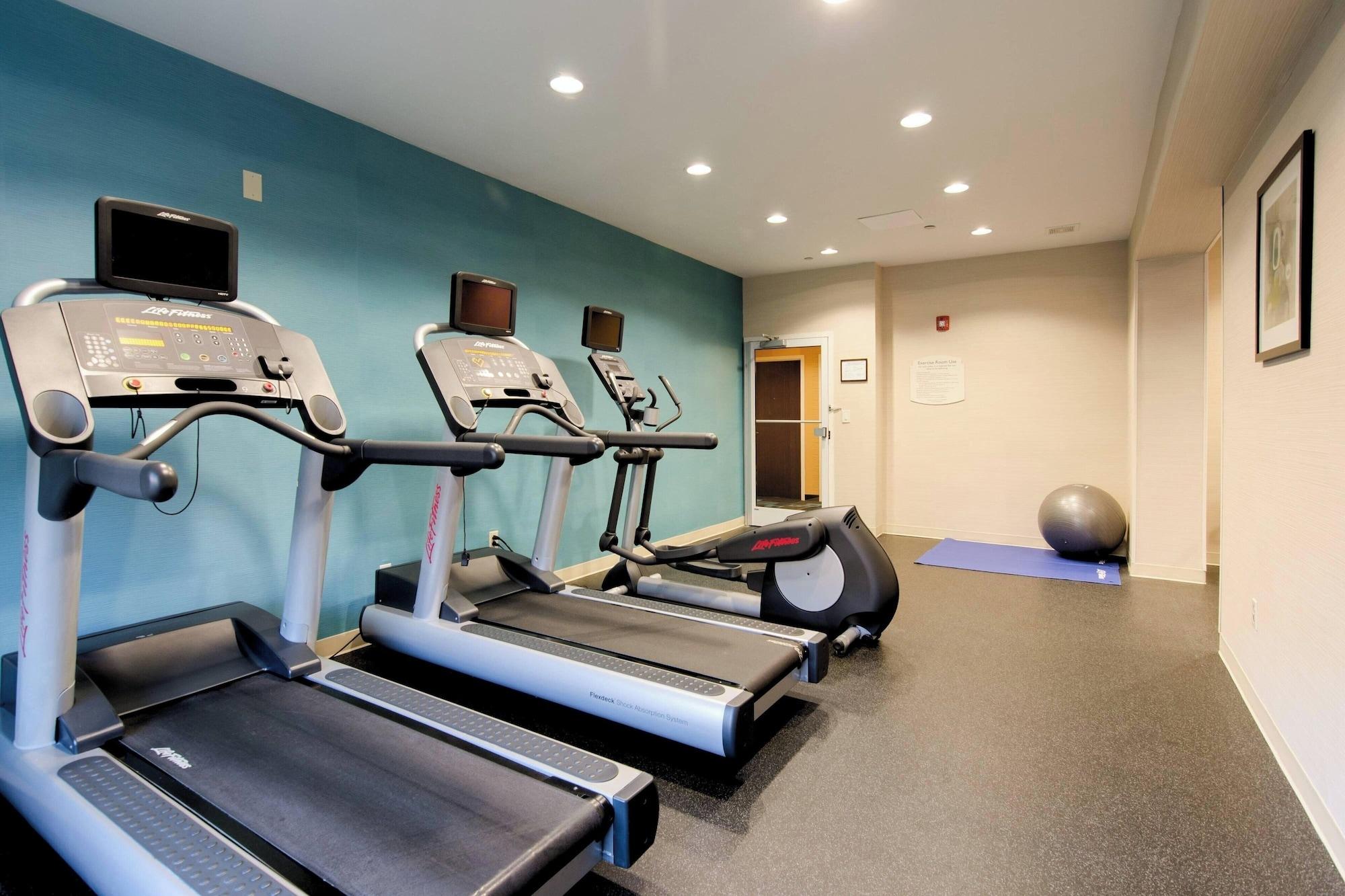 Gimnasio Fairfield Inn By Marriott Potomac Mills