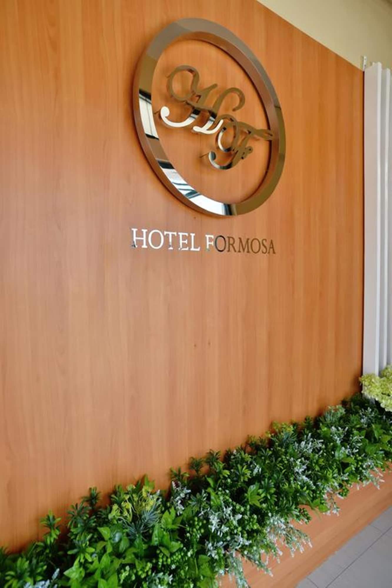 Vista Exterior Hotel Formosa Daet