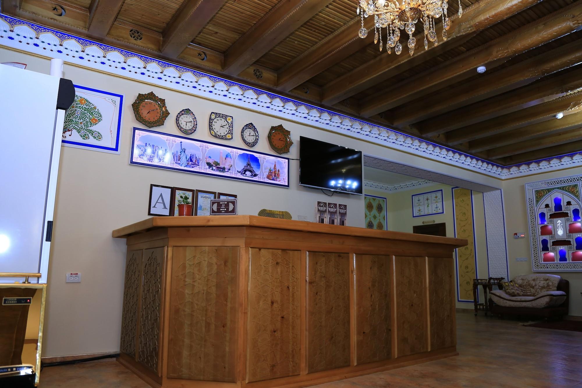 Varios Grand Emir Residence