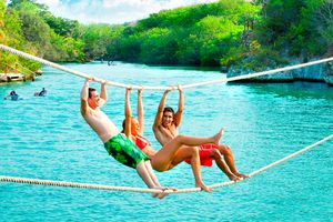 Actividad - Admisión a Parque de aventuras Xel-Ha