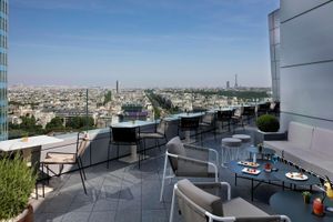 Alojamiento - Melia Paris La Defense