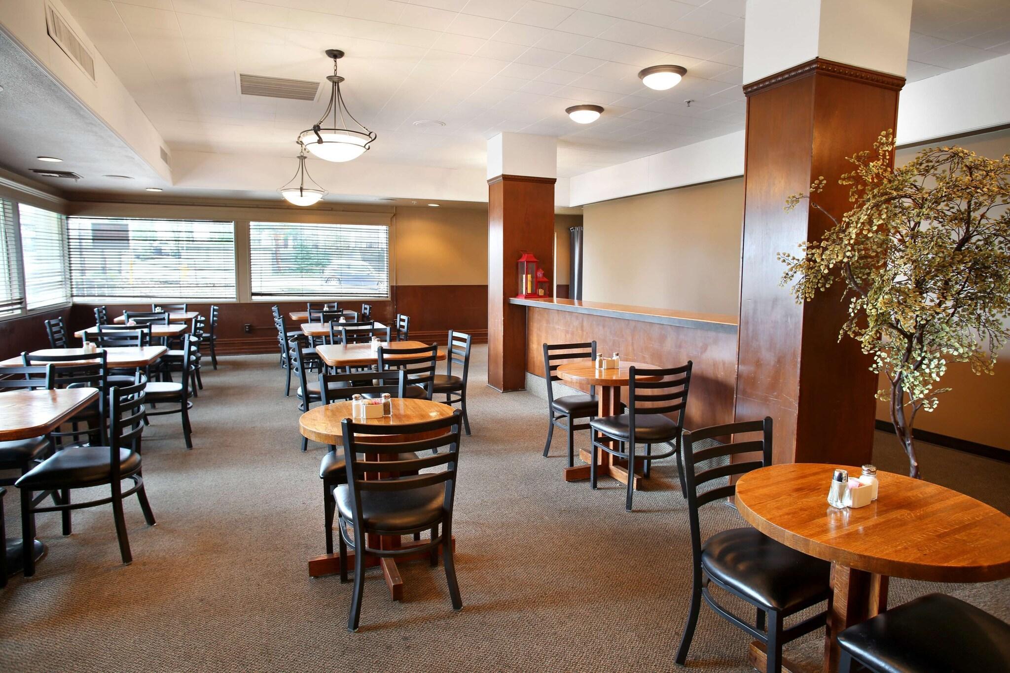 Restaurant Red Lion Inn & Suites Olympia, Governor Hotel