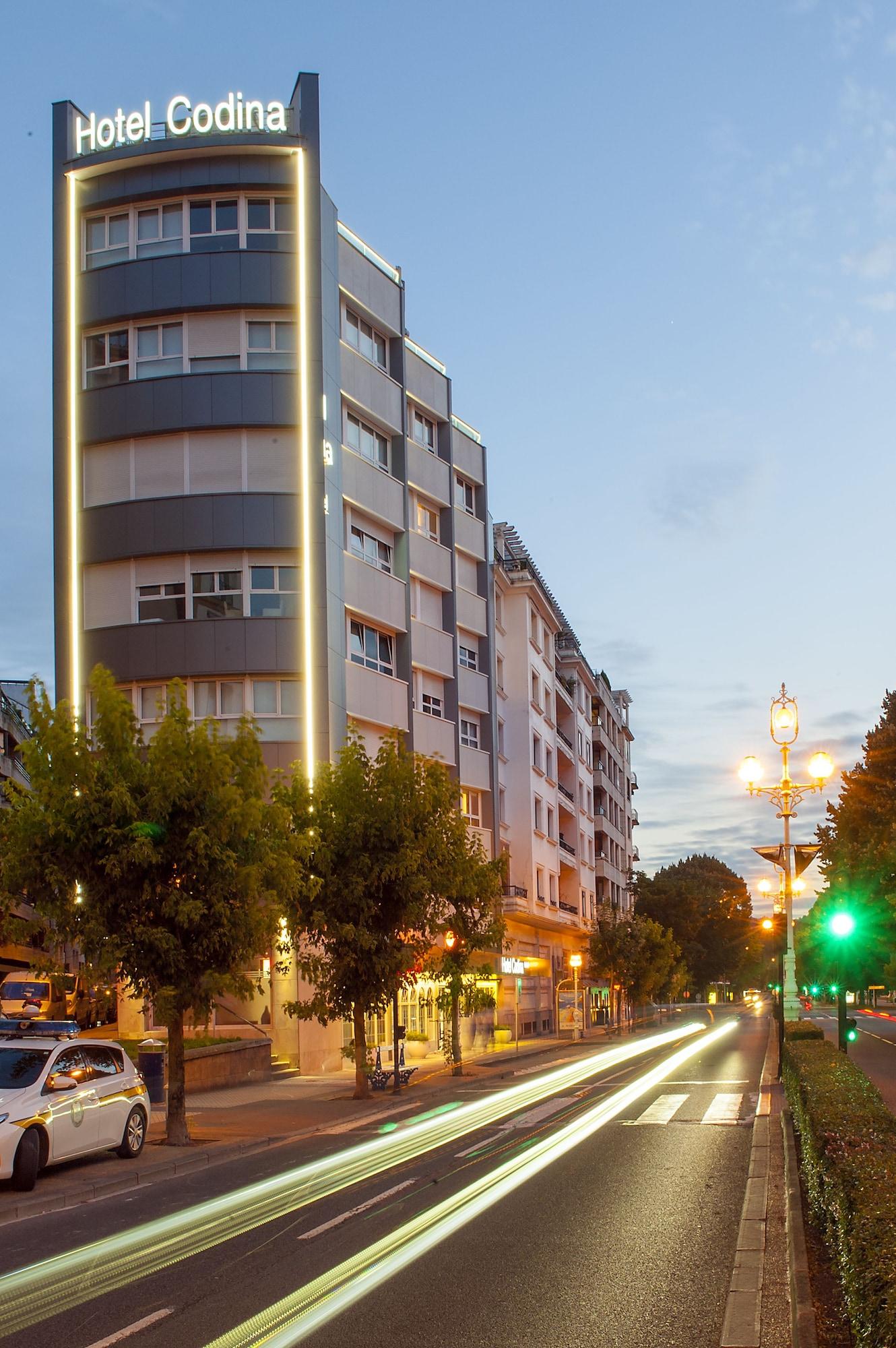 Vista Exterior Sercotel Codina